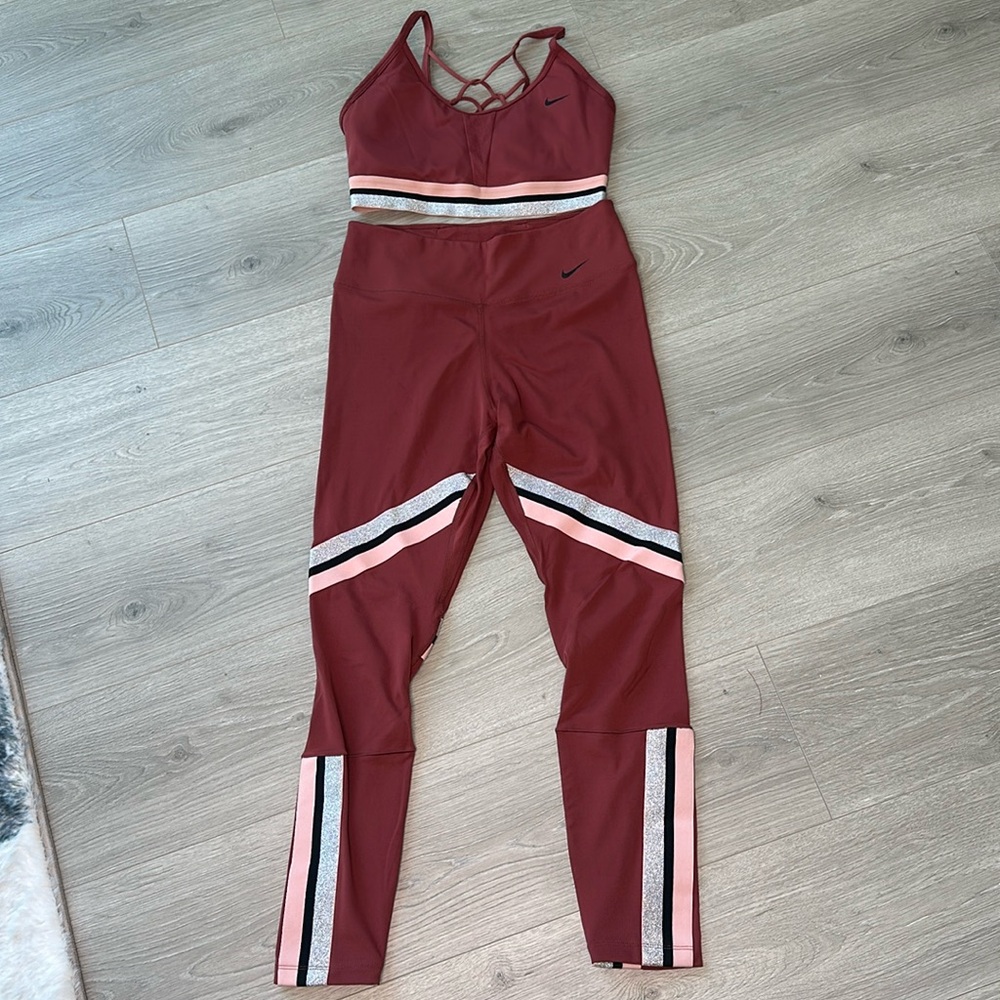 Set. Pant and top. Brand: Nike. Size: Medium.